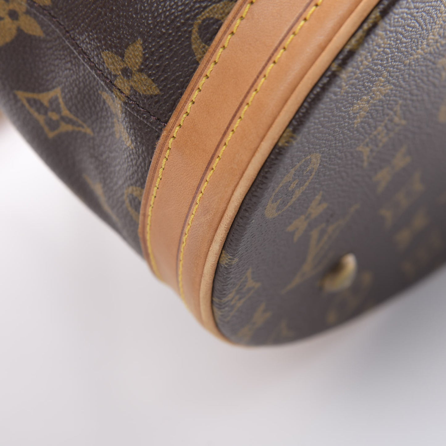 Monogram Bucket 27