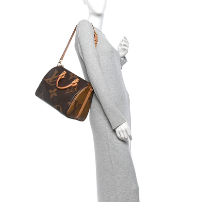 Louis Vuitton Reverse Monogram Giant Speedy Bandouliere 30 2 of 12