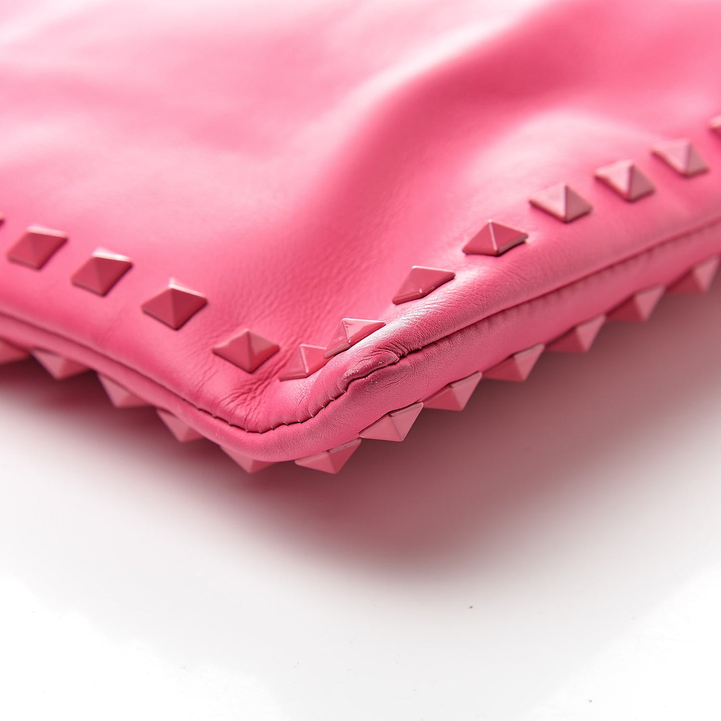 Vitello Monochrome Large Rockstud Zip Wristlet Pouch Pop Fuxia