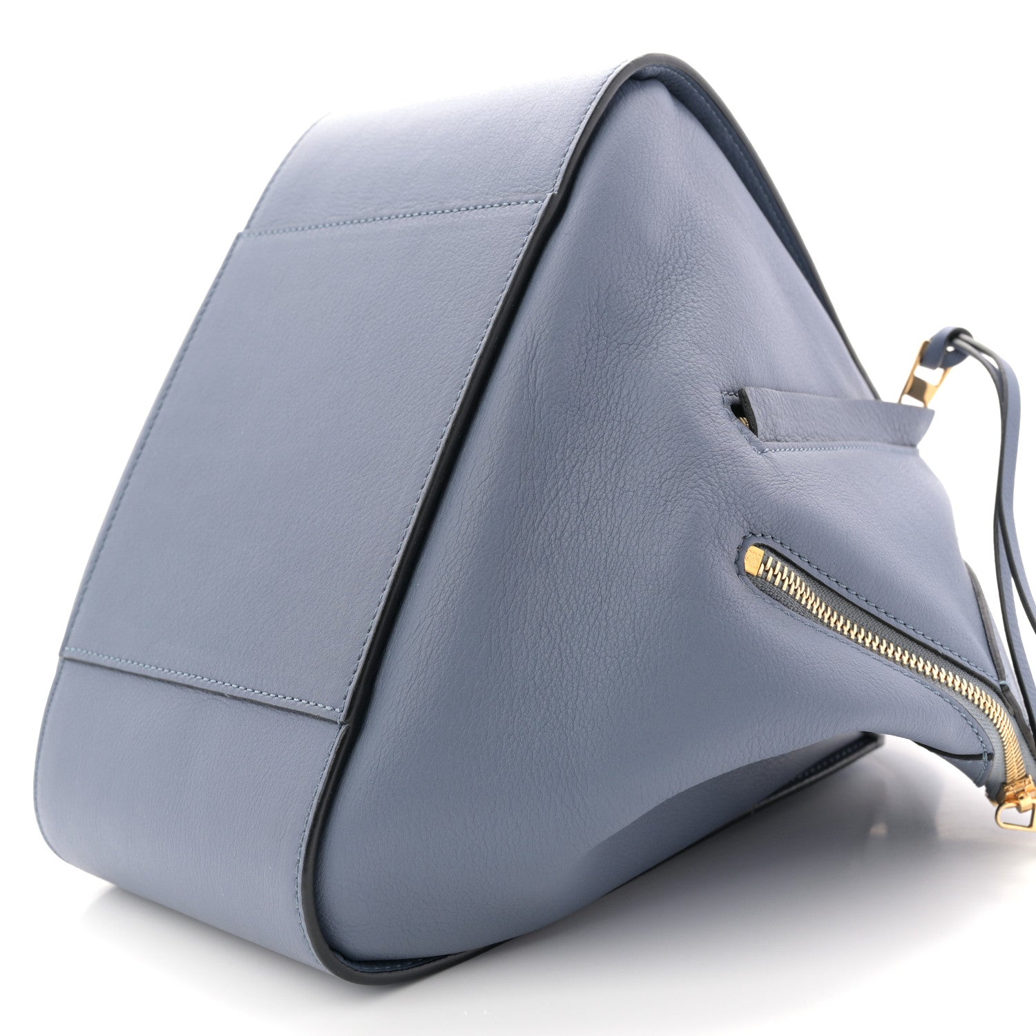 Loewe バッグ　レア Loewe Calfskin Small Hammock Shoulder Bag Atlantic 1823186