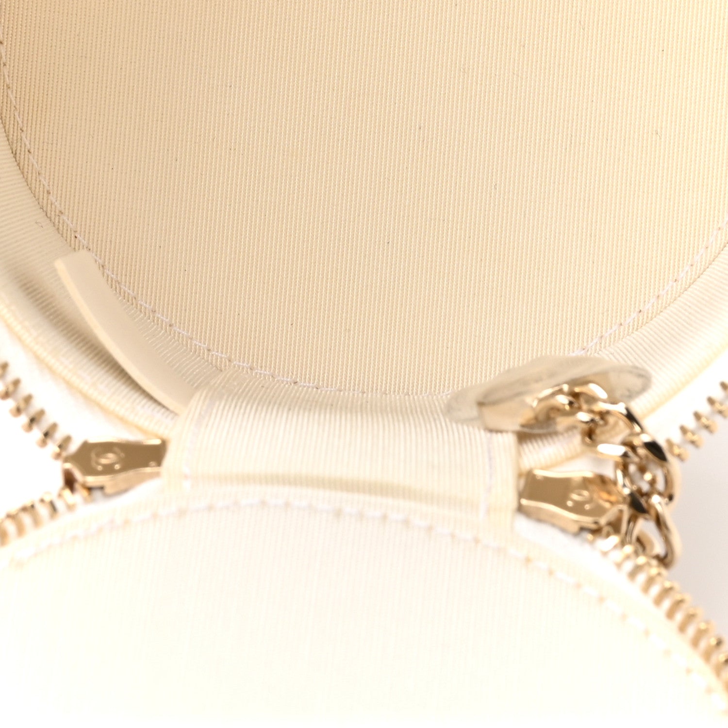 Chanel Lambskin Quilted Round Small Vanity Case With Chain White Black 5 of 12