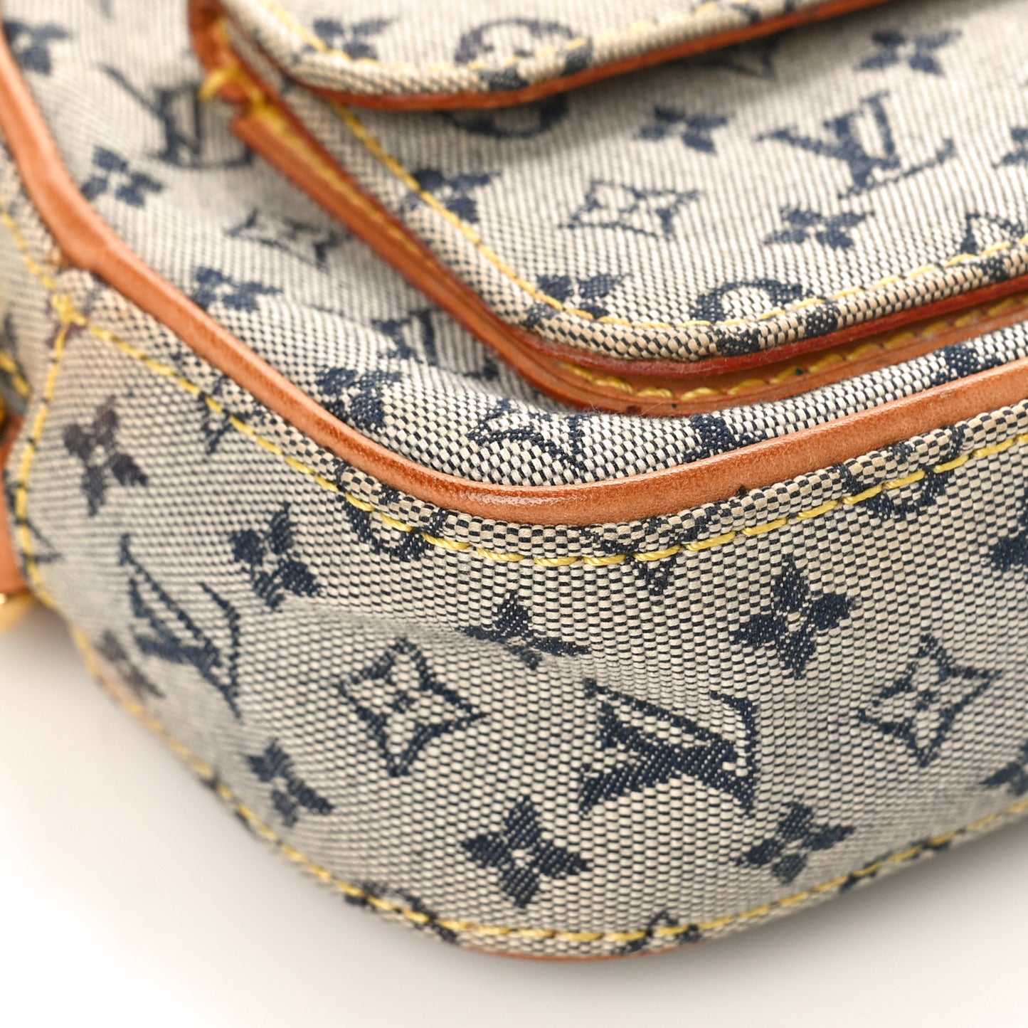 LOUIS VUITTON Mini Monogram Juliette Blue