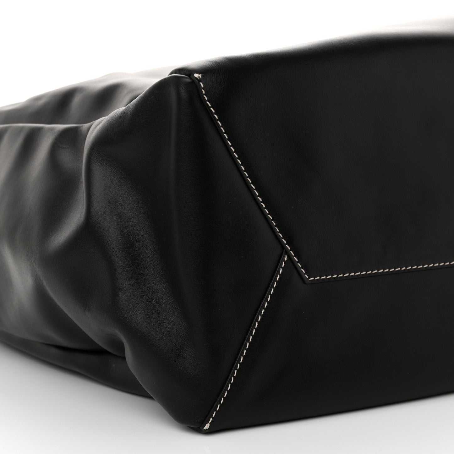 Soft Calf Softy Large Ivy Tote Bag Black
