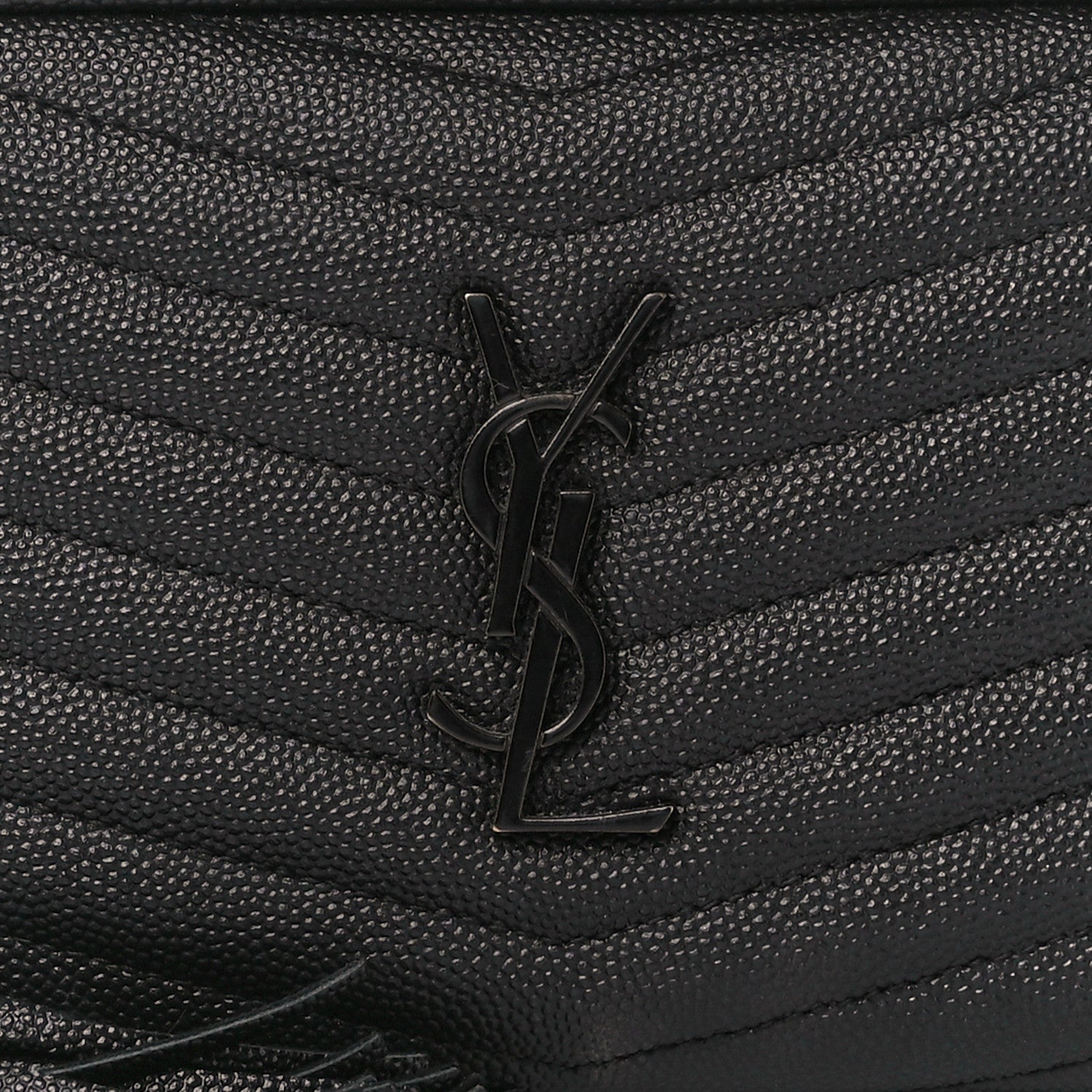 Saint Laurent Grain De Poudre Matelasse Monochrome Monogram Mini Lou Camera Bag Black 8 of 10