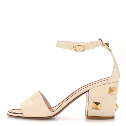 Valentino Garavani Grained Calfskin Roman Stud Ankle Strap 75mm Sandals 40 Light Ivory 1 of 11