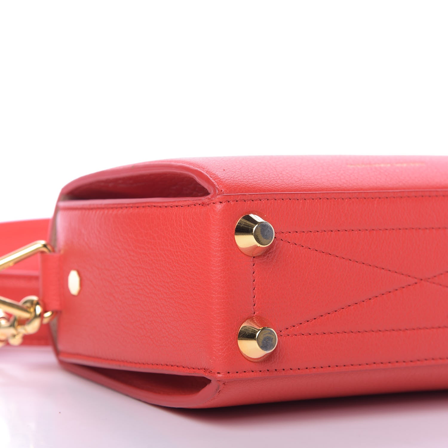 Alexander McQueen Fine Grain Goatskin Box Shoulder Bag 19 Red 6 of 9
