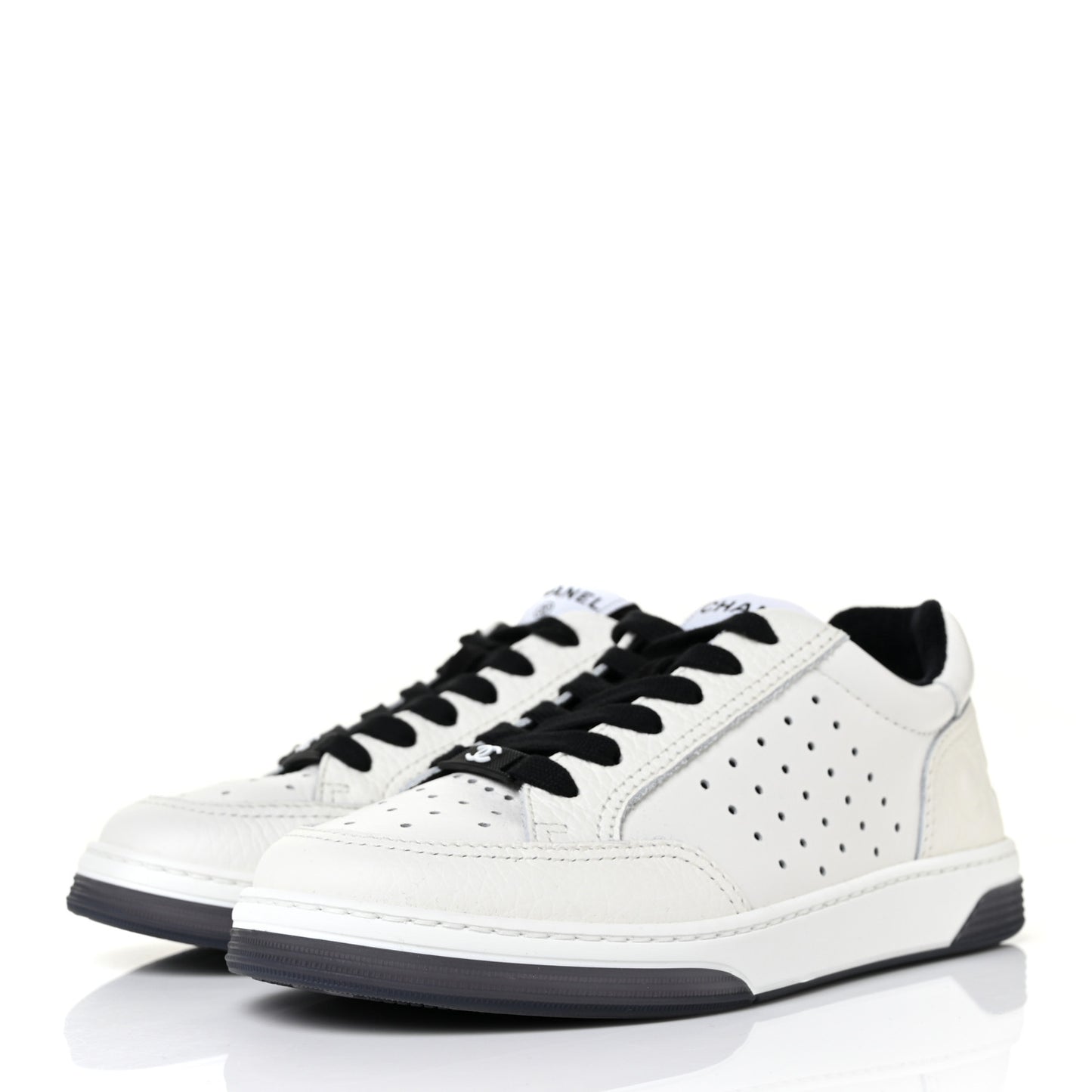 Grained Calfskin Fabric Womens Logo Sneakers 36 White Black