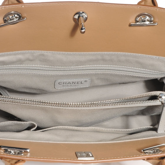 Aged Calfskin Quilted Be CC Tote Beige