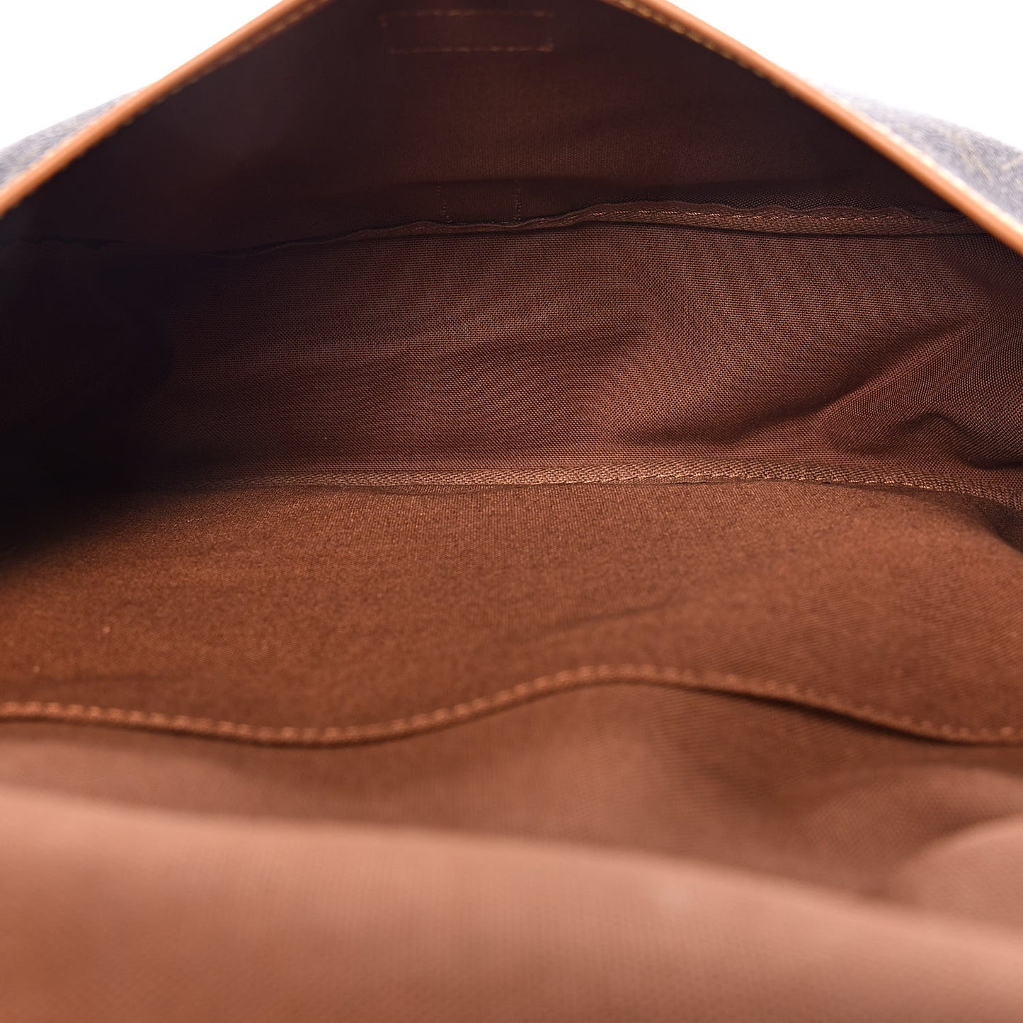 Monogram Saumur 35
