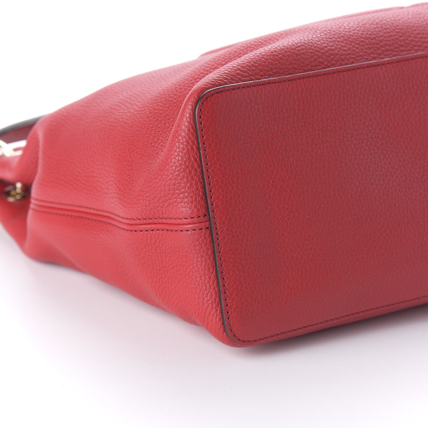 Pebbled Calfskin Large Soho Hobo Tabasco Red