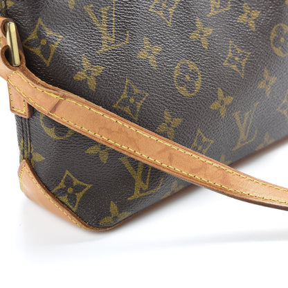 Louis Vuitton Monogram Trotteur 8 of 10