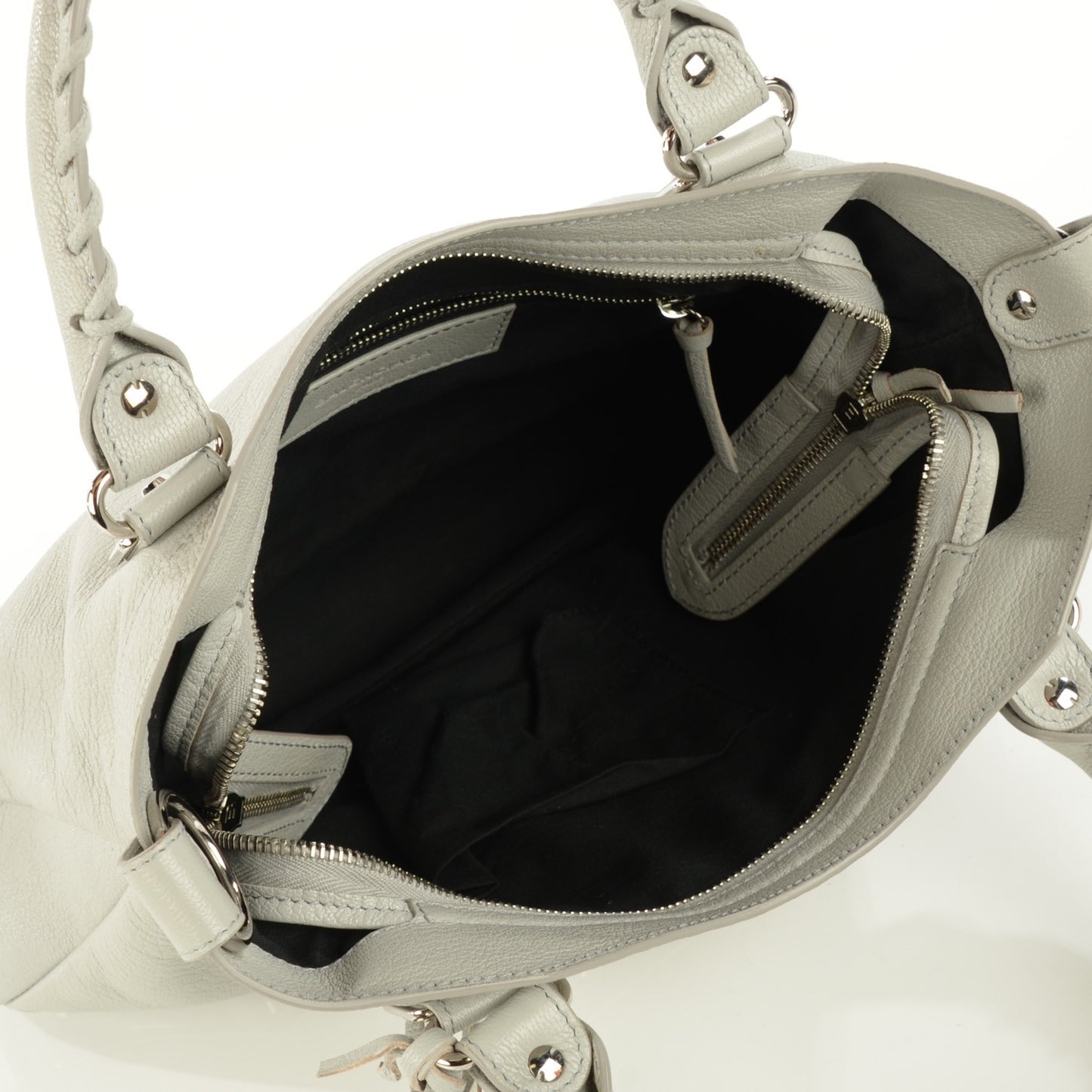 Chevre Silver Metallic Edge Hardware Town Gris Perle