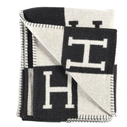 Hermes Wool Cashmere Avalon Blanket Ecru Gris Fonce 2 of 3