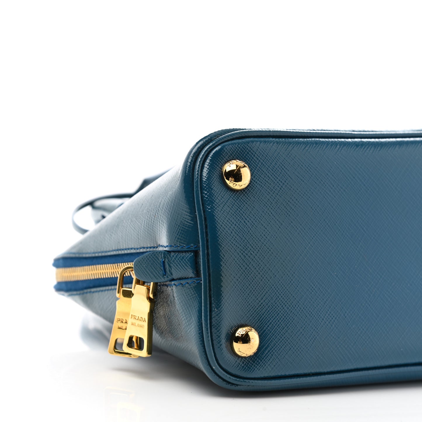 Saffiano Vernice Small Promenade Tote Azzurro