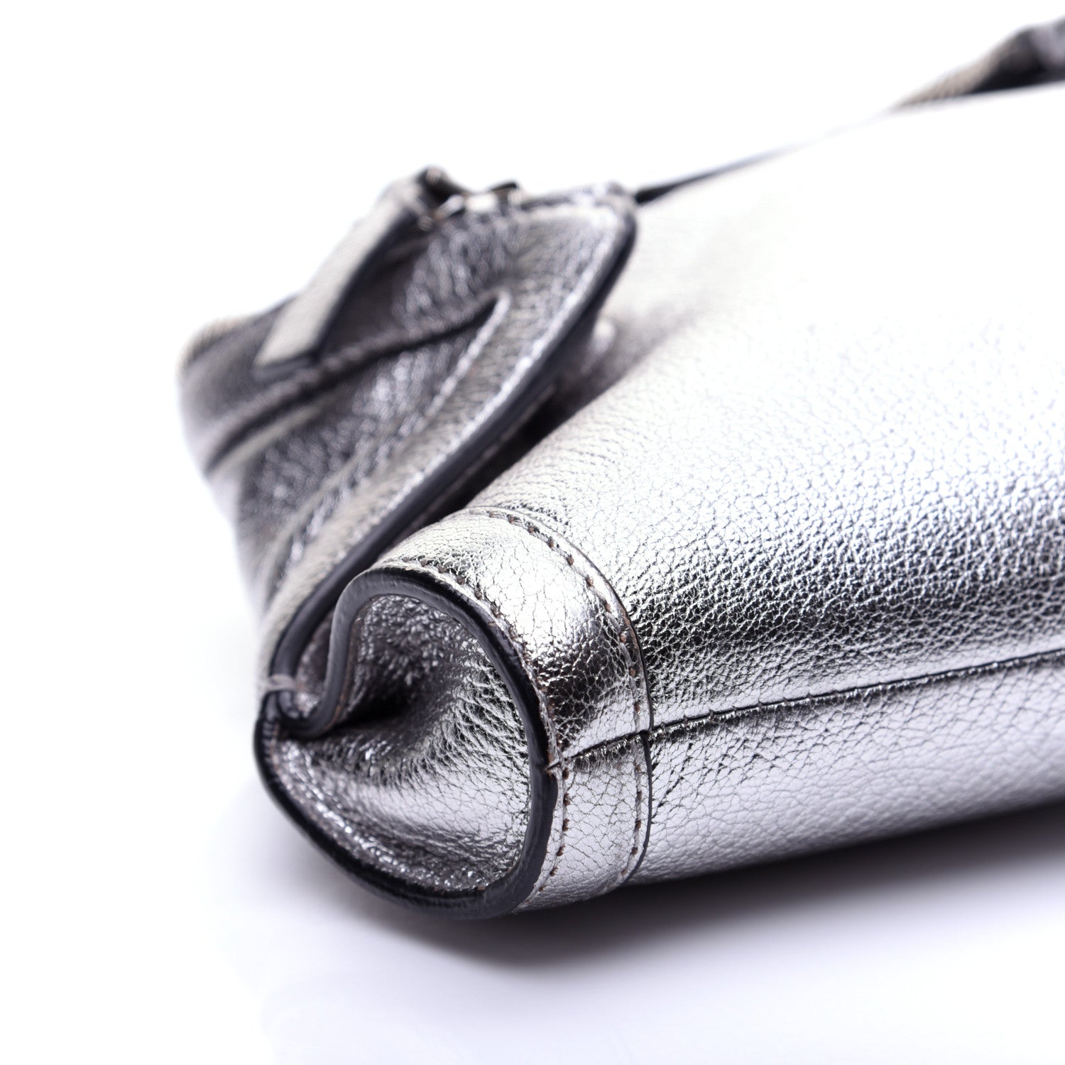 Alexander McQueen Metallic Lambskin De Manta Clutch Gun 6 of 11