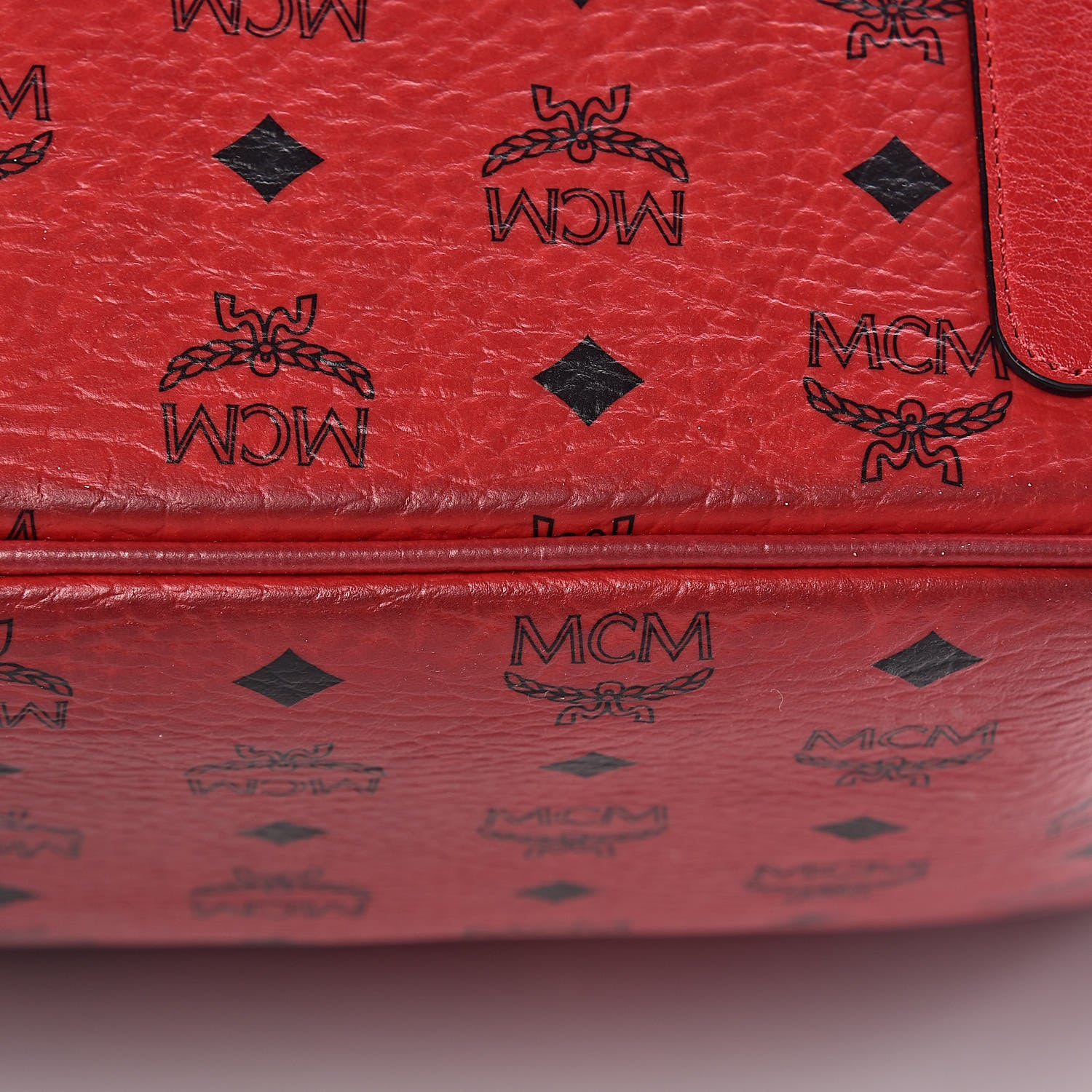 MCM Visetos Medium Liz Reversible Shopper Tote Ruby Red 17 of 18