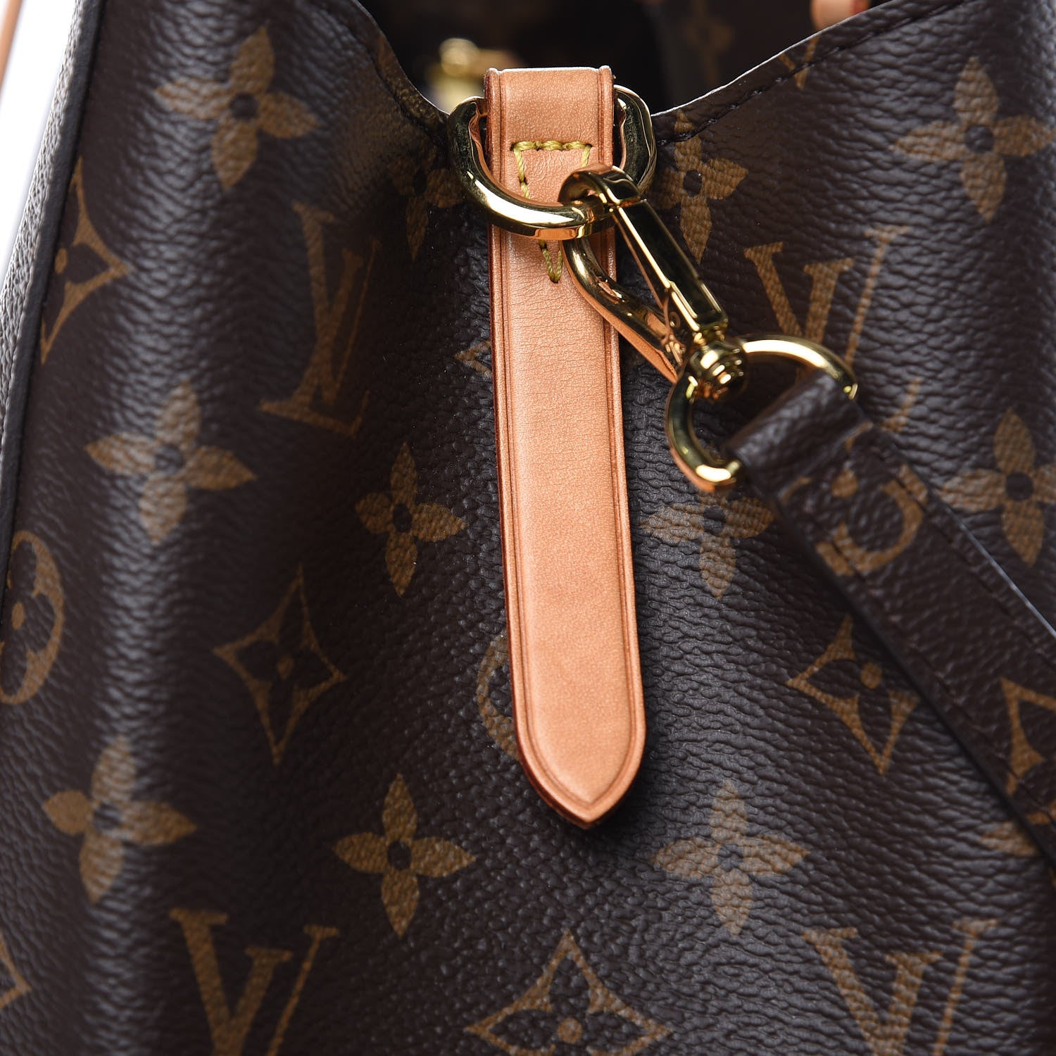 Louis Vuitton Monogram Montaigne GM 13 of 16