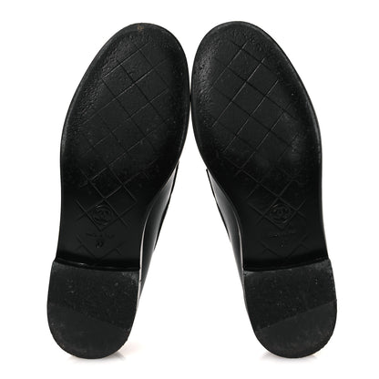Chanel Lambskin Quilted CC Turnlock Loafers 37 Black 37 Black 7 of 13