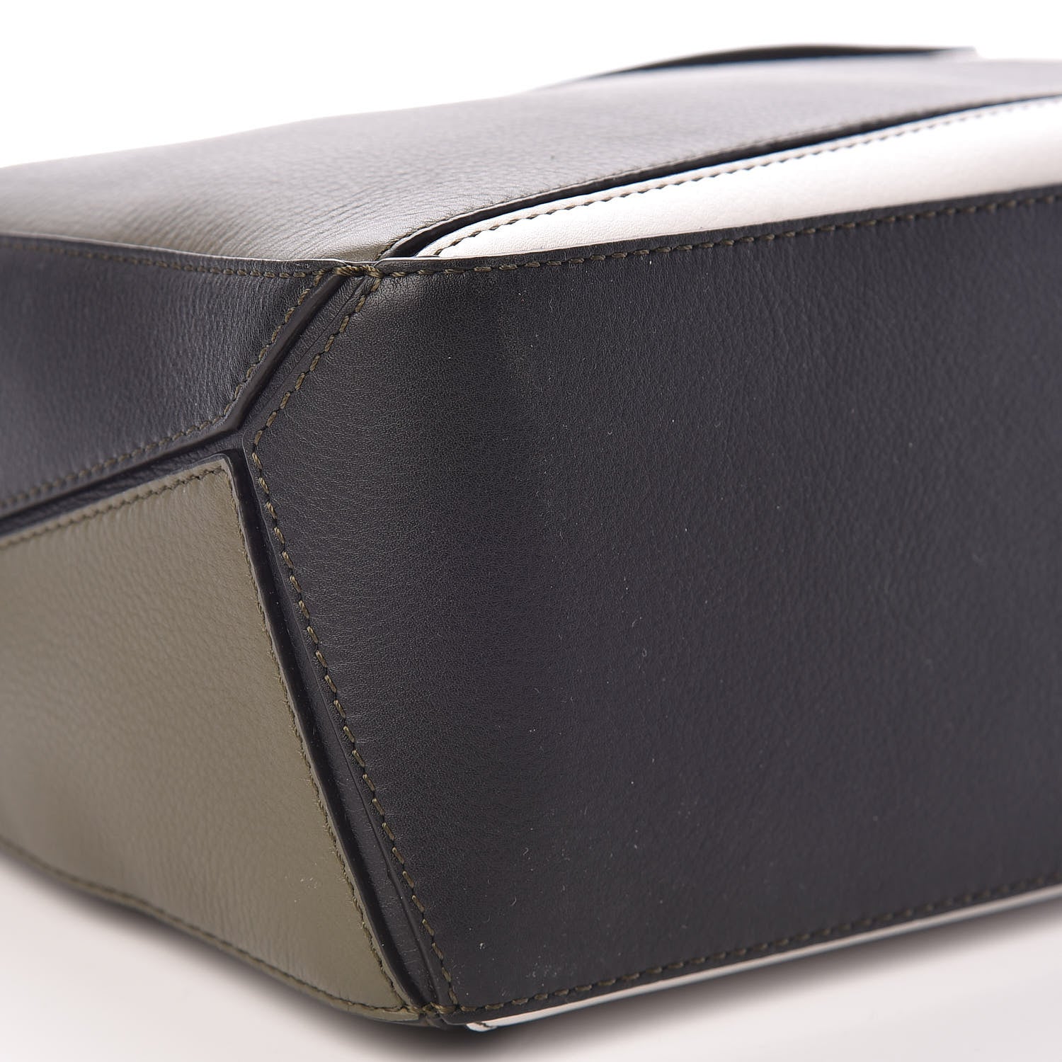 Loewe Calfskin Small Puzzle Bag Khaki Green Soft White 8 of 9