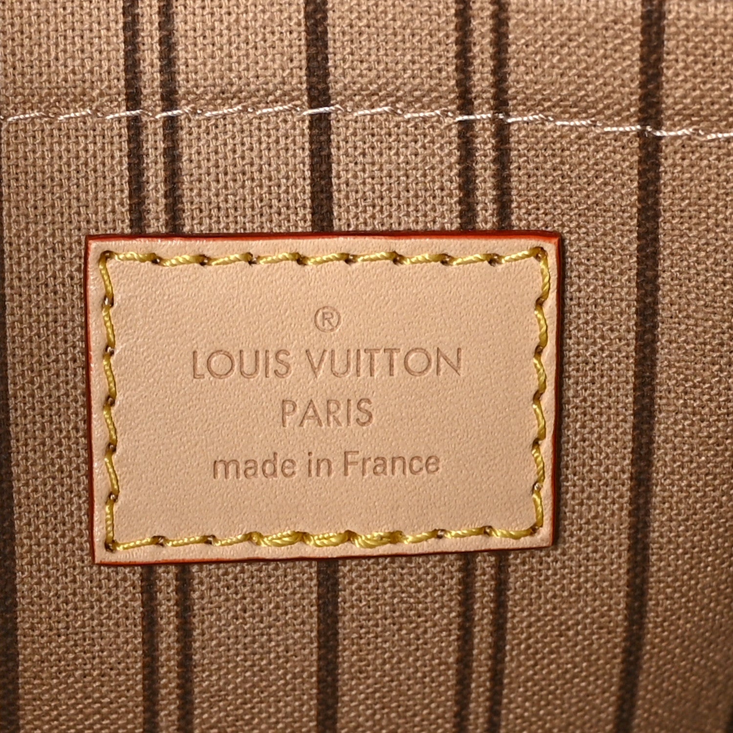 Louis Vuitton Monogram Piano 6 of 9