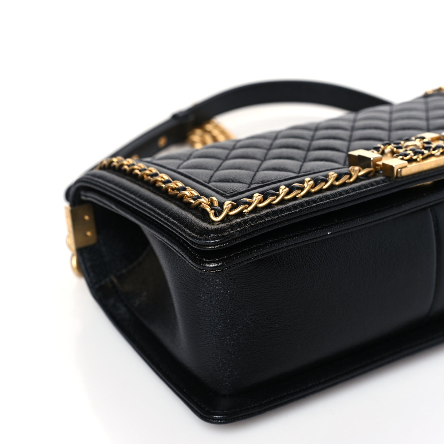 Caviar Quilted Medium Chain Around Boy Flap Black