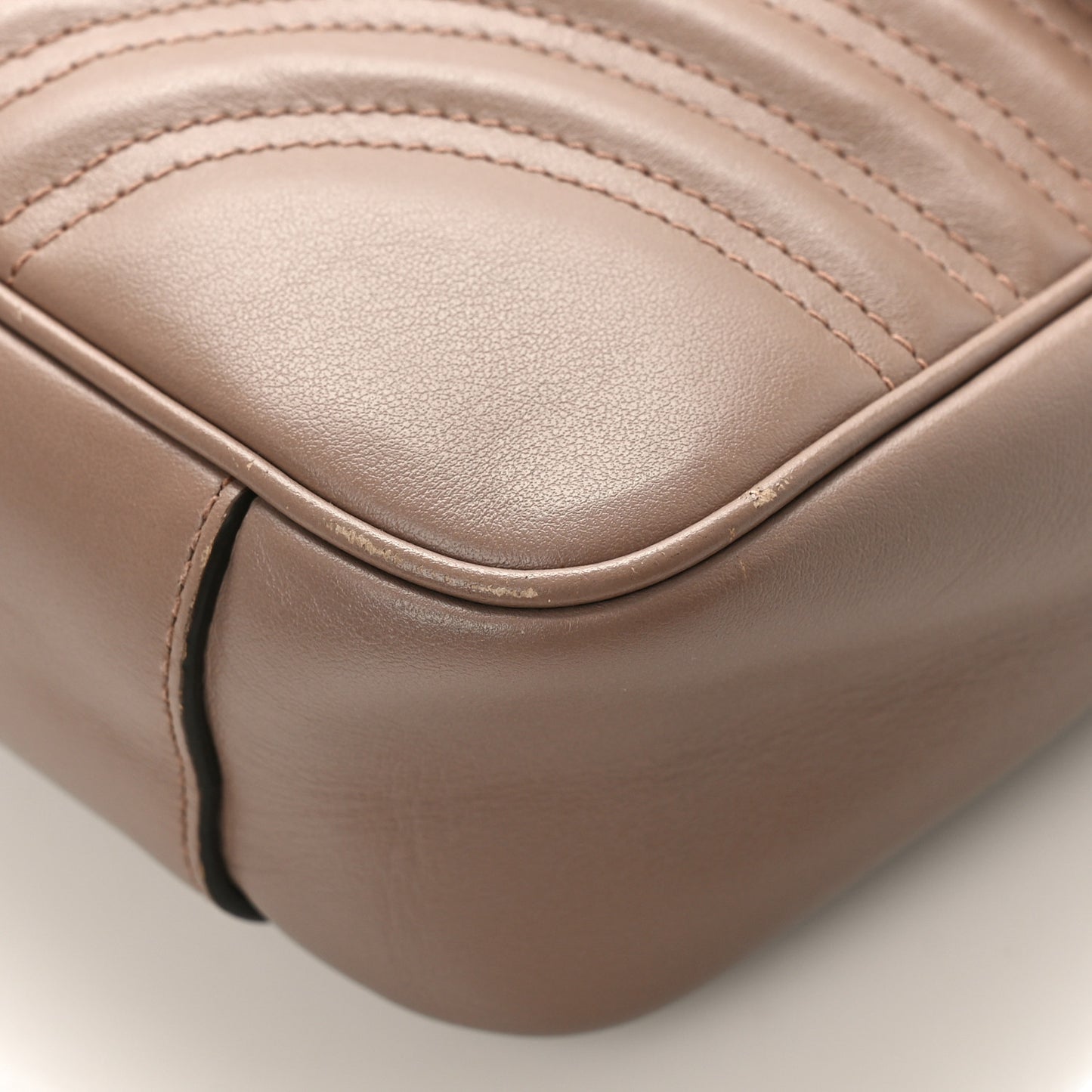 Calfskin Matelasse Medium GG Marmont Shoulder Bag Porcelain Rose