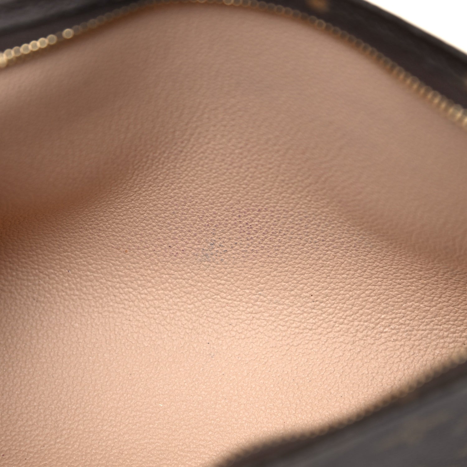 Louis Vuitton Monogram Toiletry Pouch 19 10 of 11
