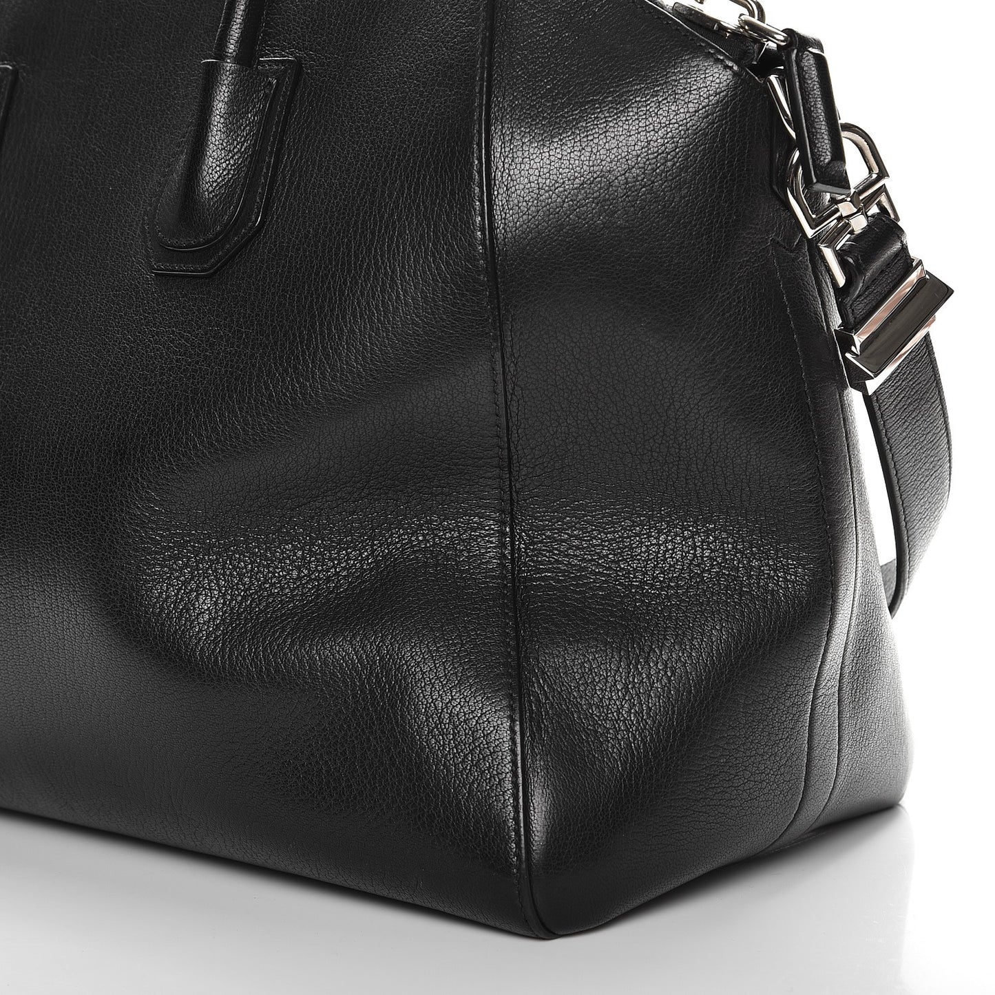 Sugar Goatskin Large Antigona Black