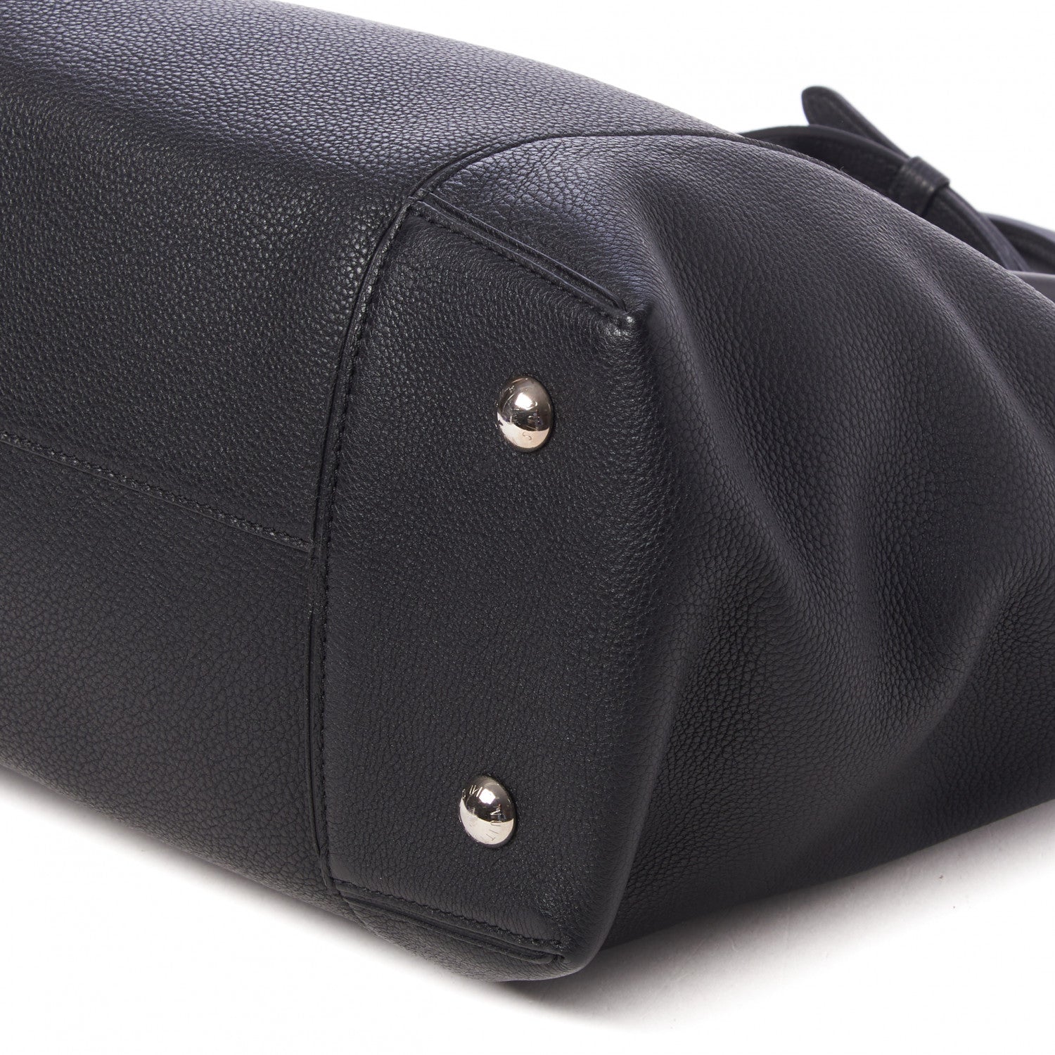 Louis Vuitton Veau Cachemire Soft Lockit MM Black 4 of 8
