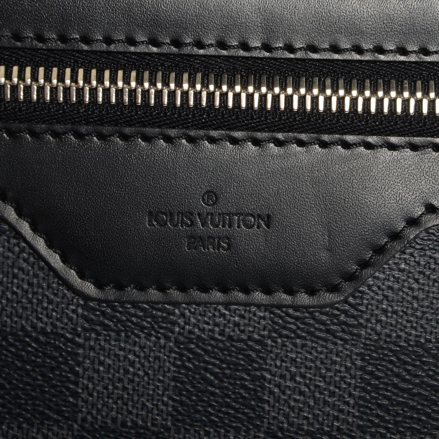 Louis Vuitton Damier Graphite Steeve Messenger 5 of 8