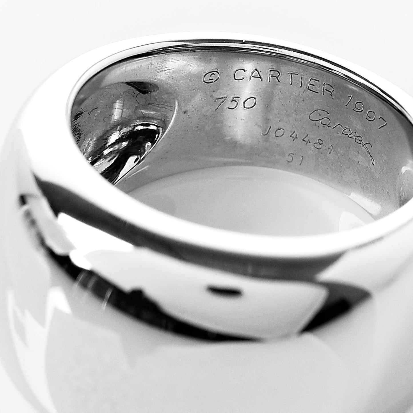 18K White Gold Nouvelle Vague Dome Ring 51 5.75