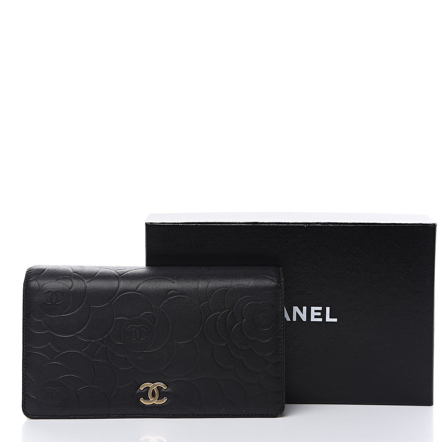 Lambskin Camellia Embossed Yen Wallet Black