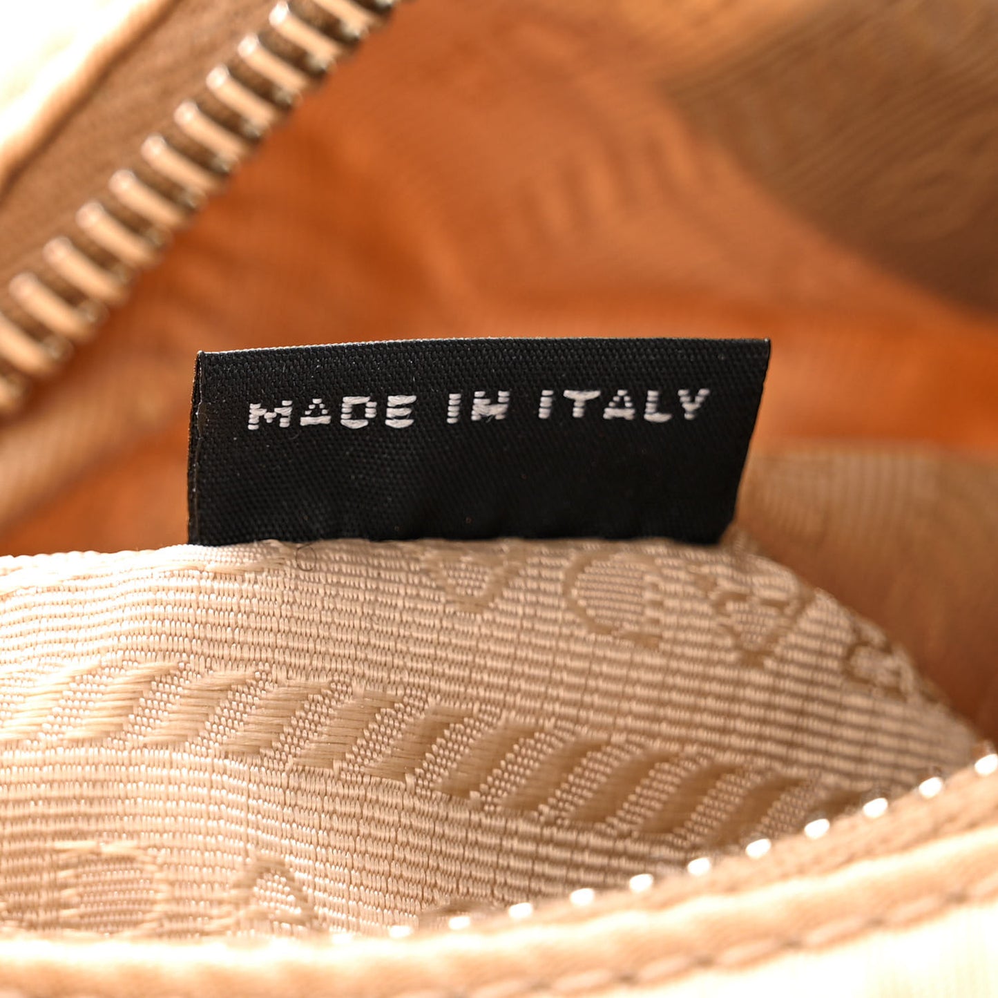 Nylon Re-Edition 2005 Shoulder Bag Deserto