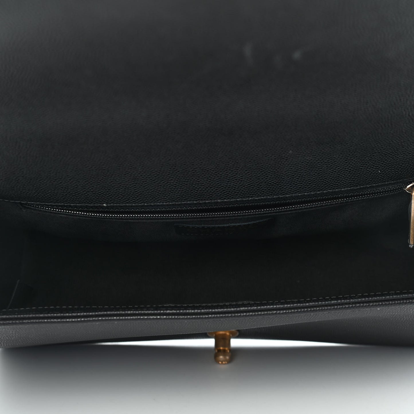 Caviar Quilted New Medium Boy Flap Black