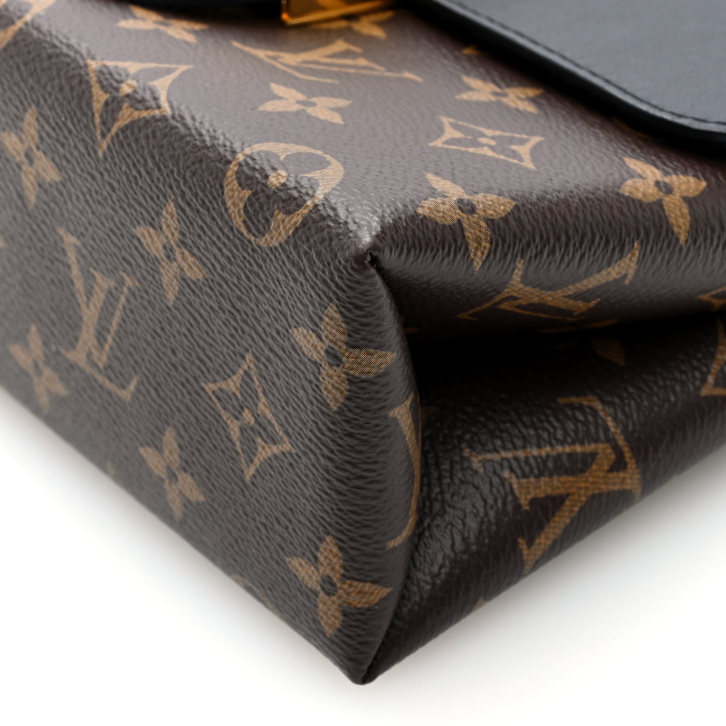 Monogram Locky BB Black