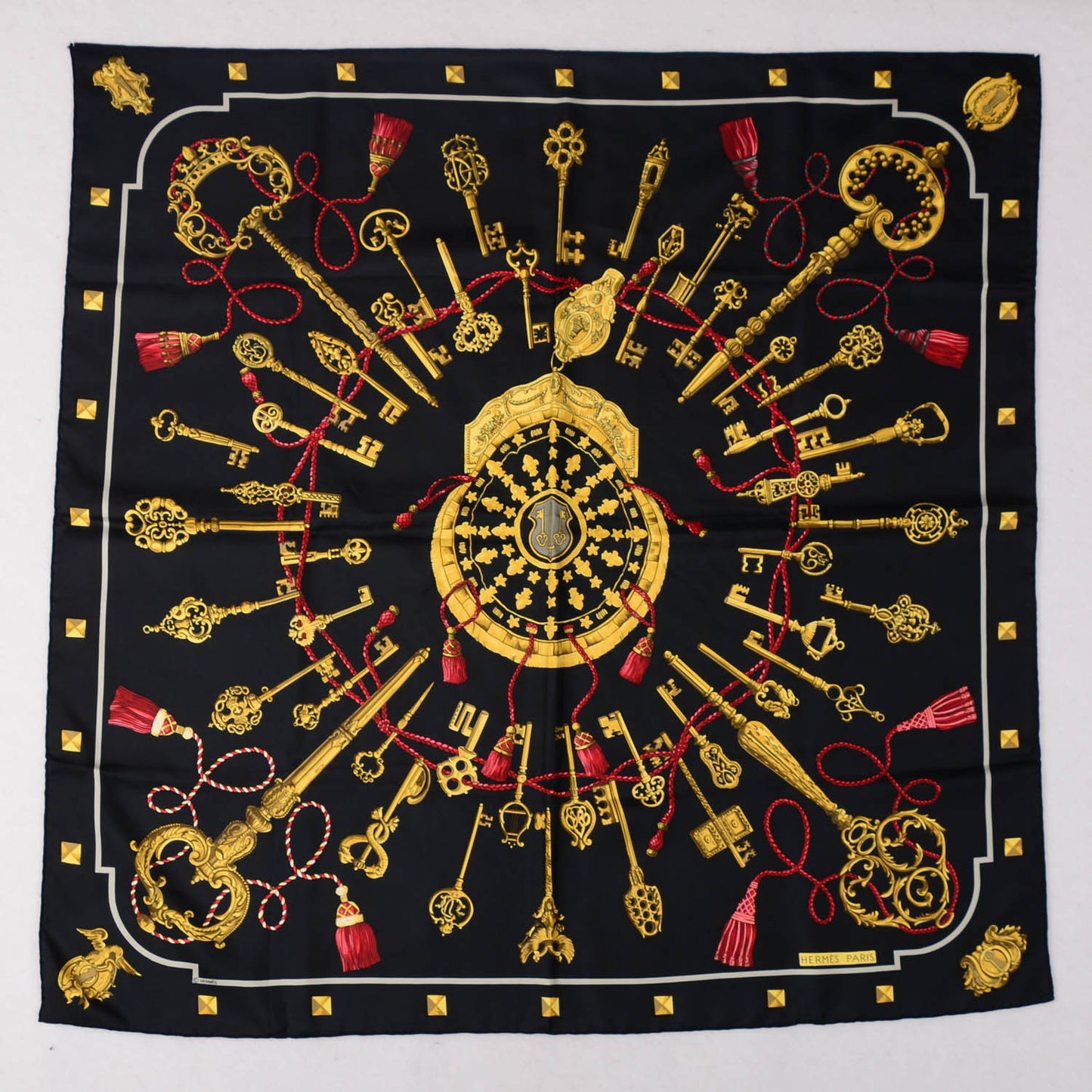Silk Keys Les Cles Scarf 90