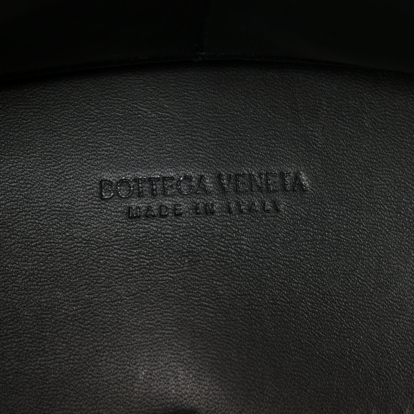 Nappa Intrecciato Medium Andiamo Shoulder Bag Black