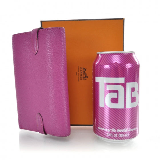 Chevre Mysore Medium Kelly Wallet Fuchsia
