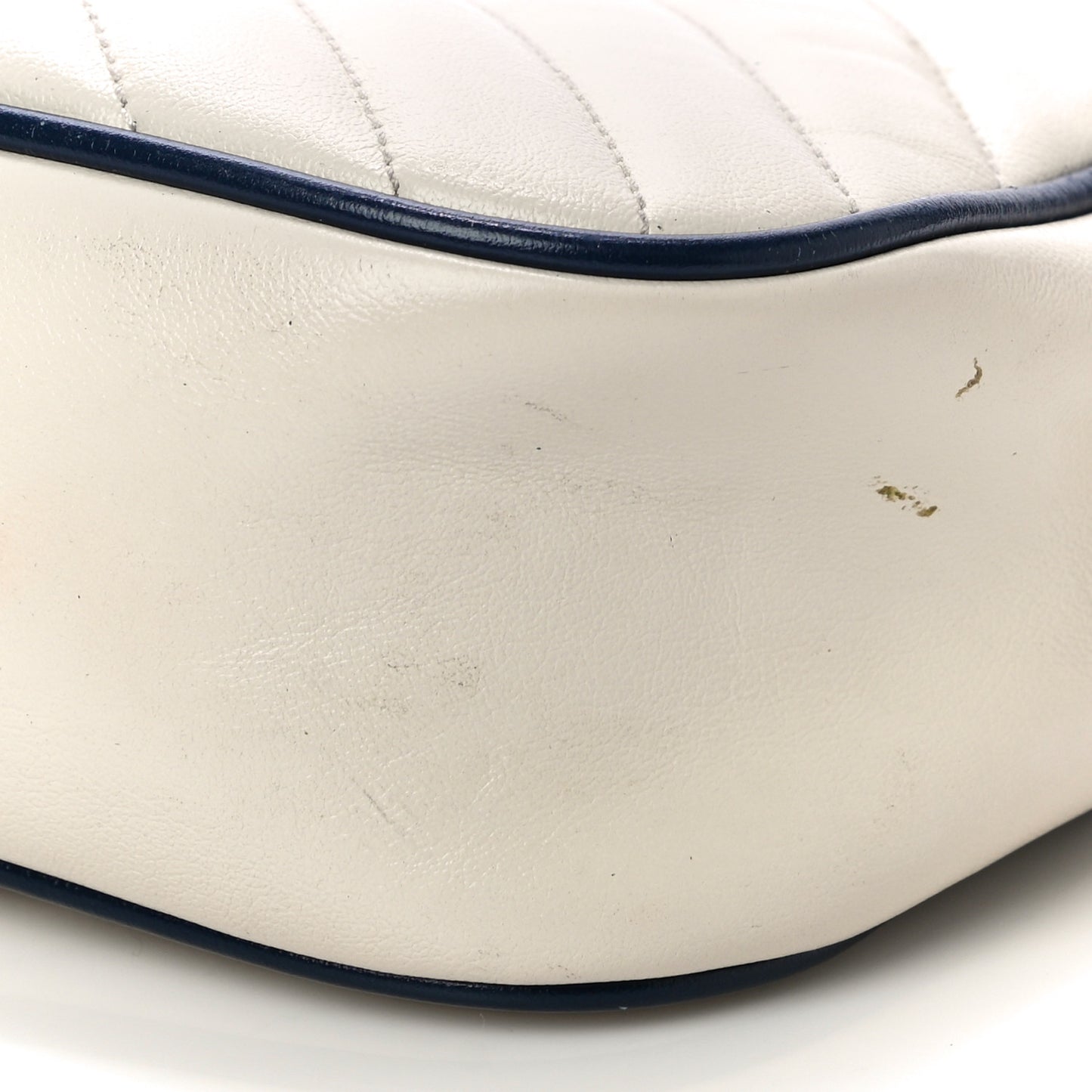 Vintage Effect Calfskin Matelasse Diagonal Small Torchon GG Marmont Chain Shoulder Bag Mystic White Blue Agata