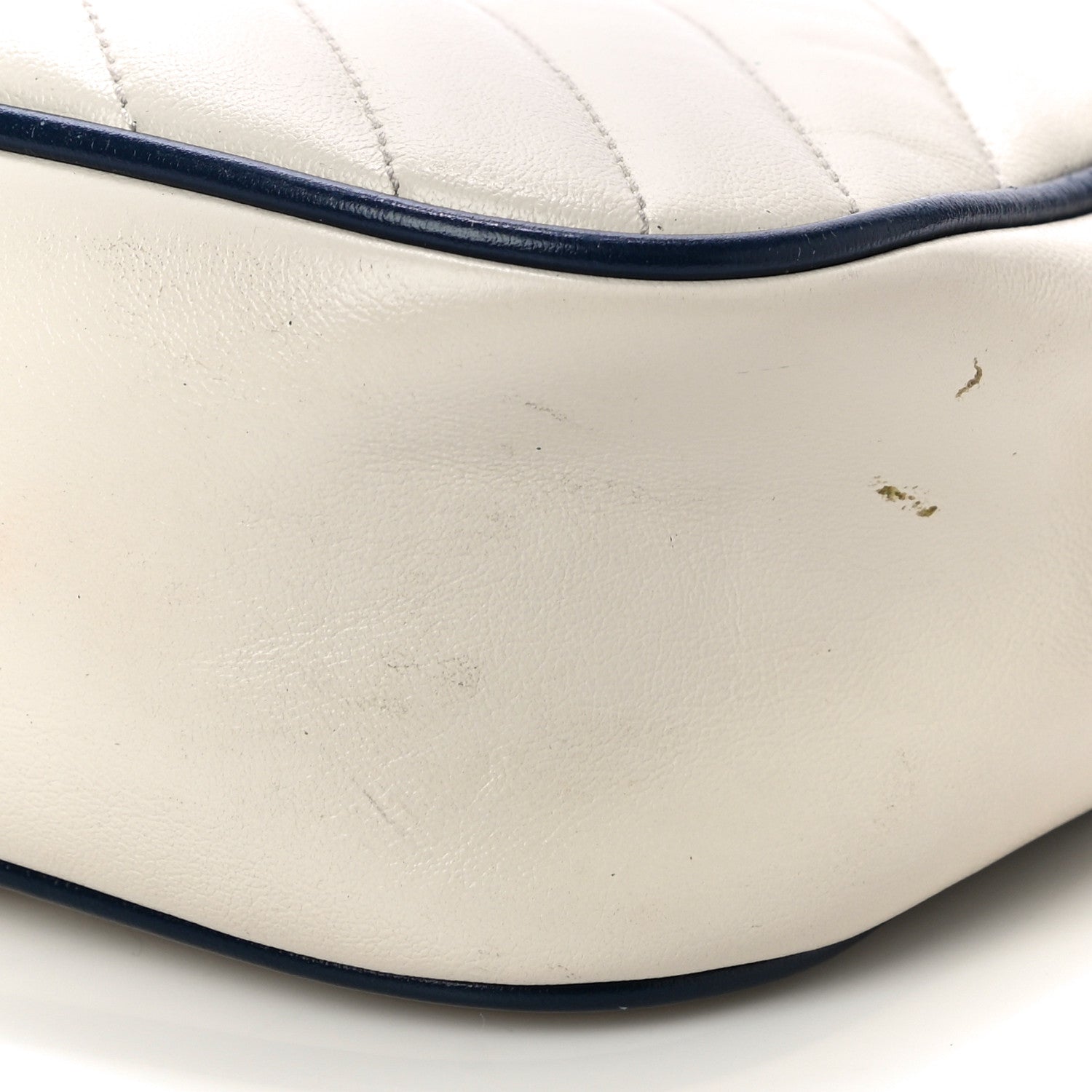 Gucci Vintage Effect Calfskin Matelasse Diagonal Small Torchon GG Marmont Chain Shoulder Bag Mystic White Blue Agata 10 of 17