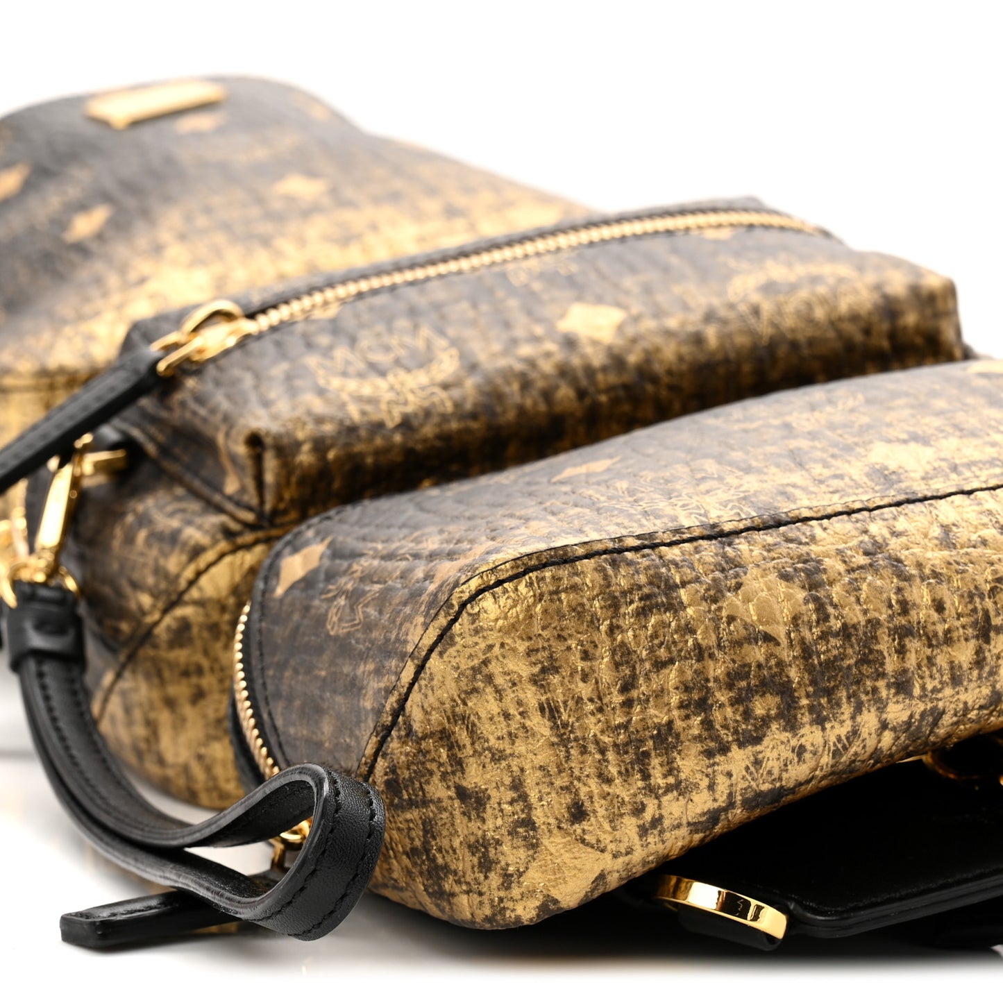 Gradation Visetos Trey 4-in-1 Sling Backpack Gold