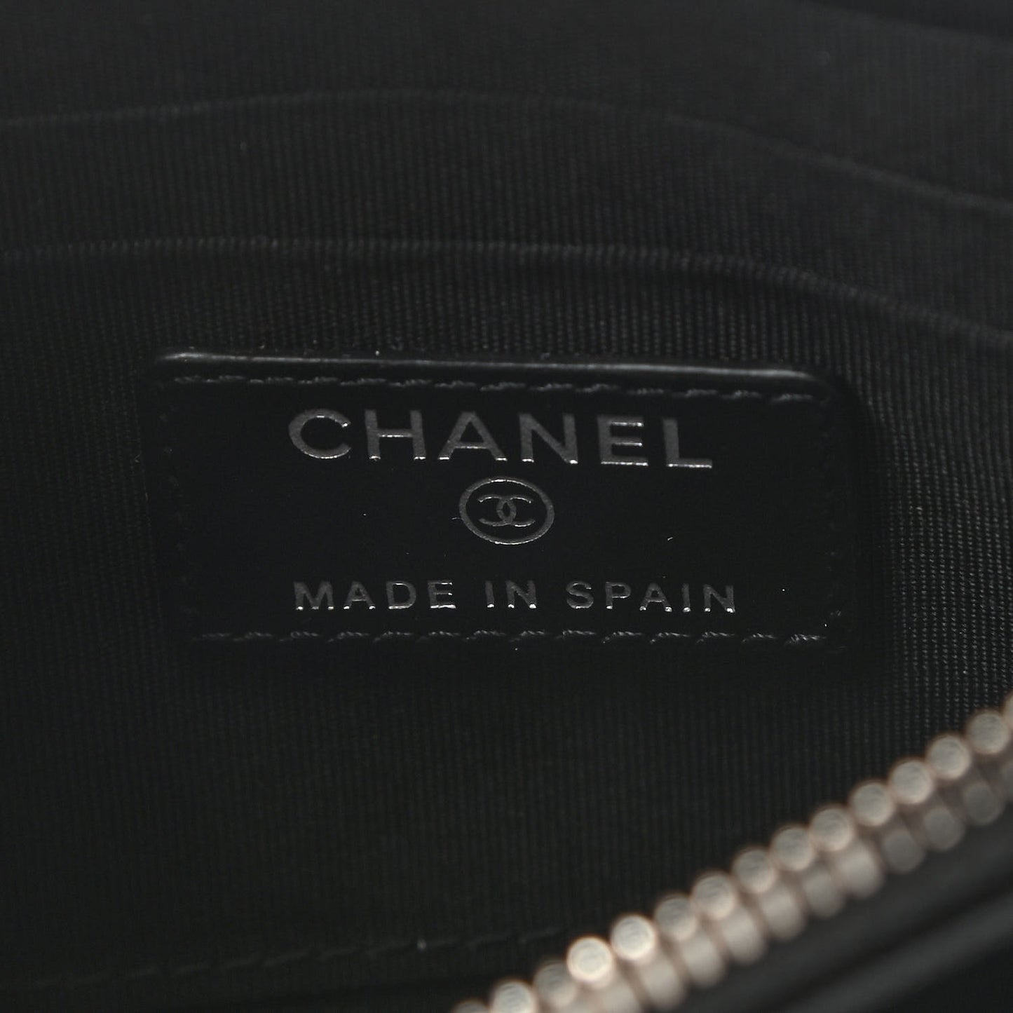 Caviar Quilted Classic Zip Boy Pouch Black