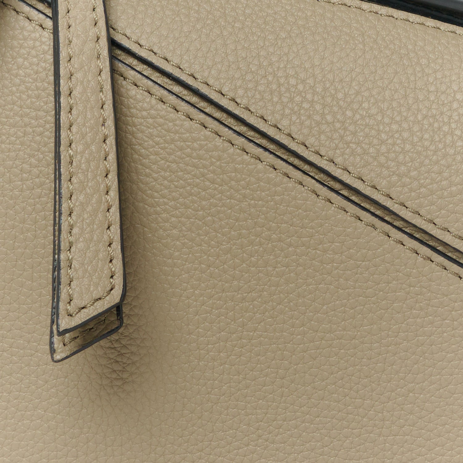 Loewe Calfskin Small Puzzle Bag Artichoke Green 1602193 – FASHIONPHILE