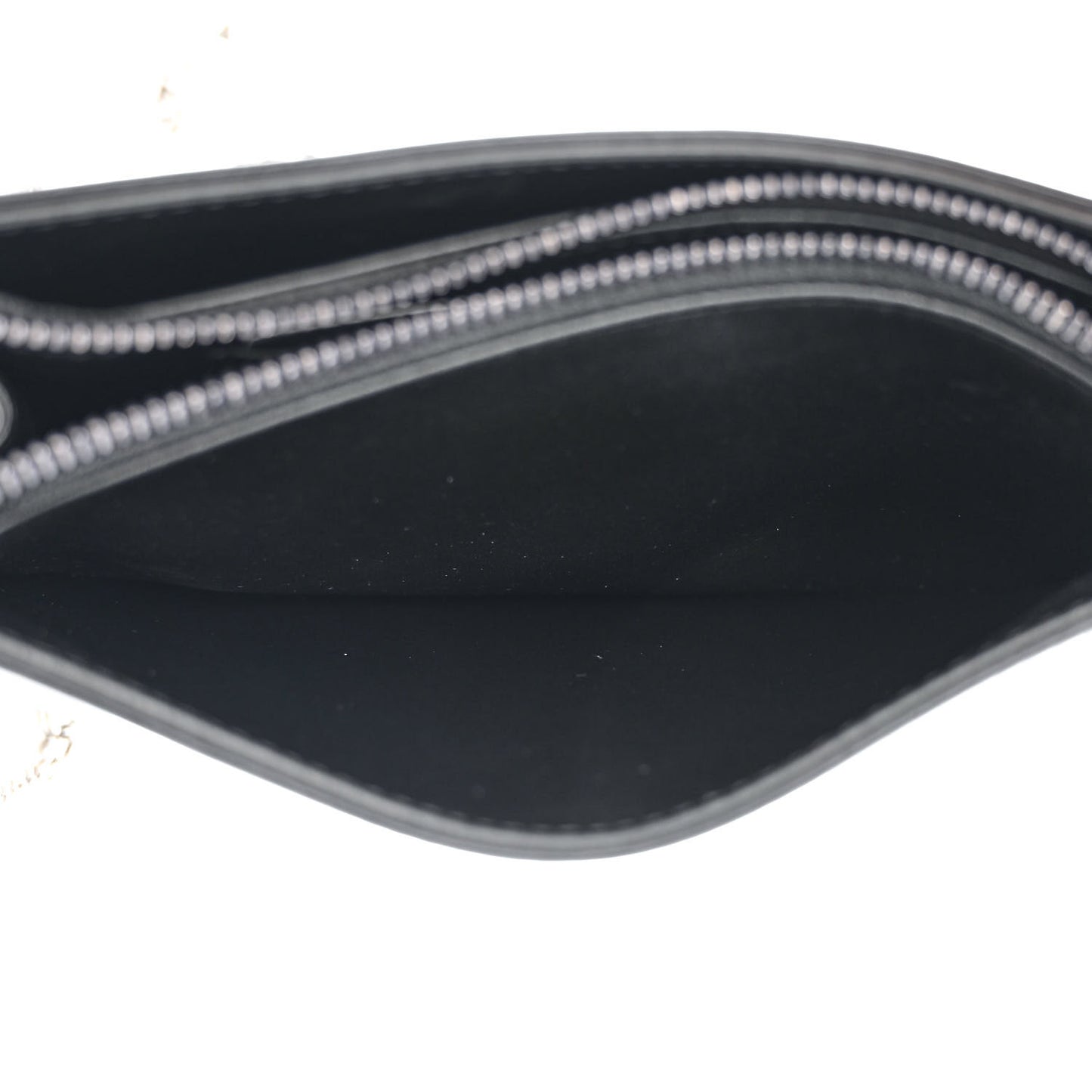 Calfskin Macrocannage Diamond Caro Zipped Pouch With Chain Black