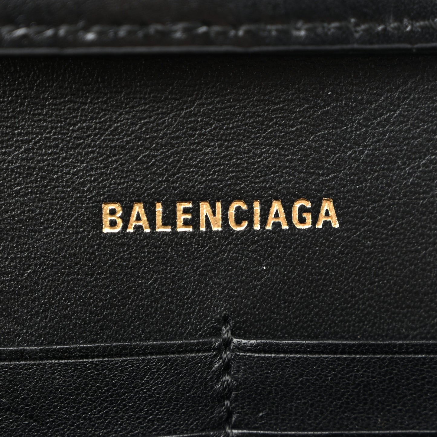 Shiny Box Calfskin Hourglass Chain Bag Black