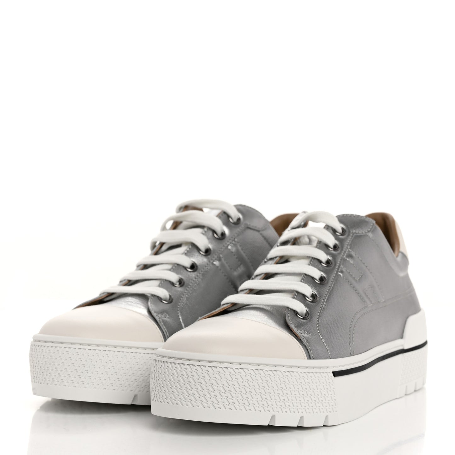 Metallic Madame Calfskin Womens Voltage Sneakers 39 Gris Argente