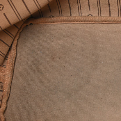Louis Vuitton Monogram Neverfull MM 14 of 23