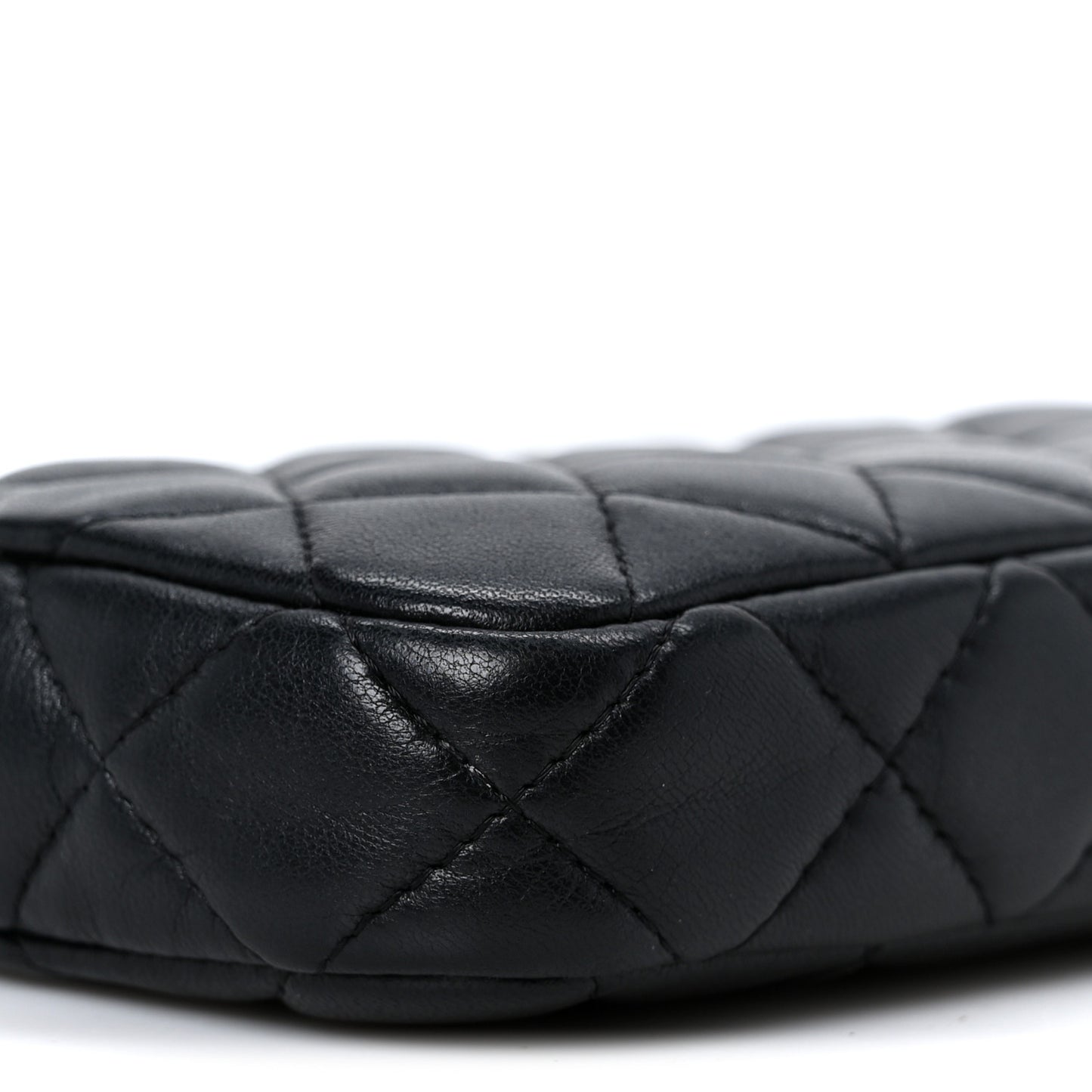 Lambskin Quilted Small Clutch With Chain Black
