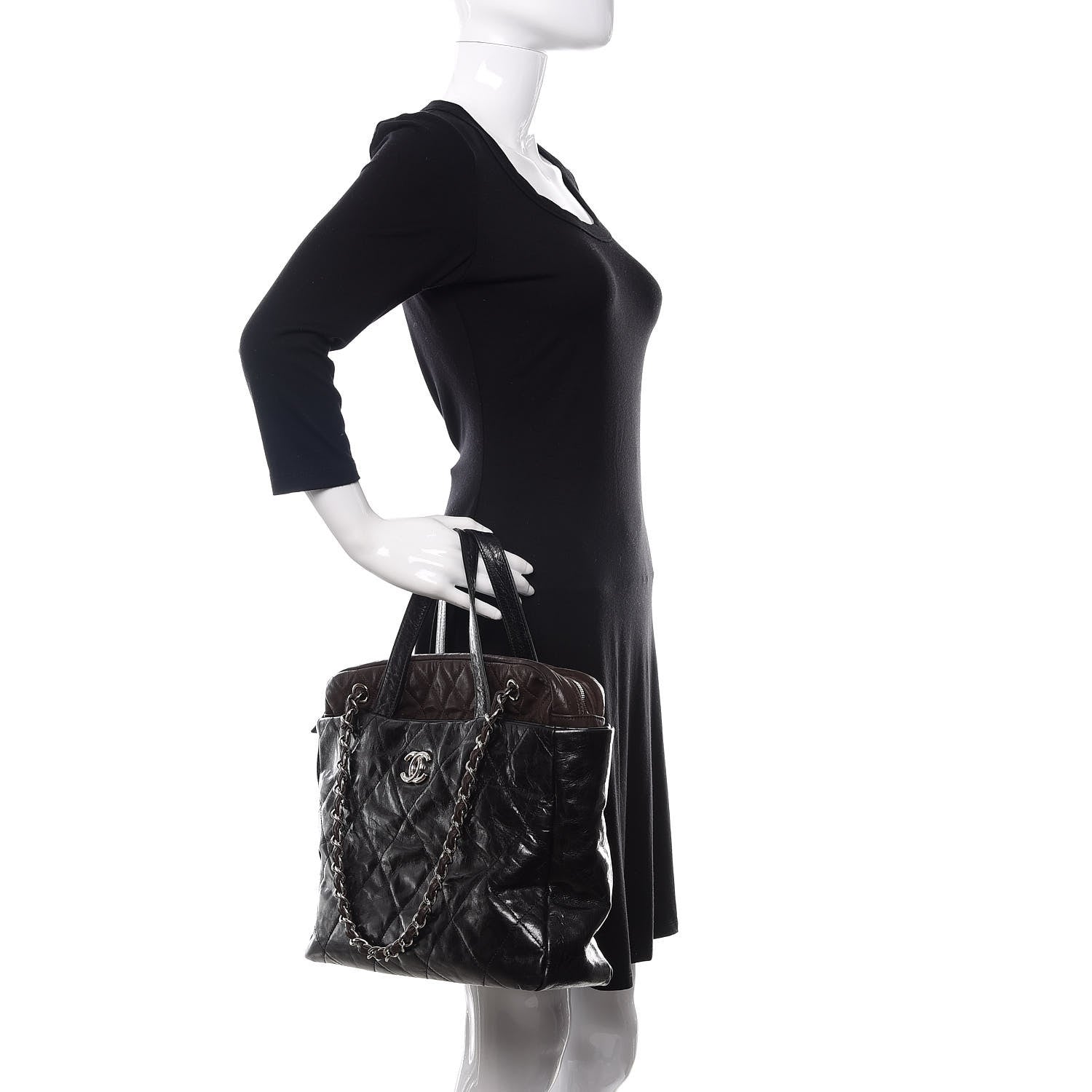 Chanel Glazed Calfskin Lambskin Portobello Tote Black 3 of 11
