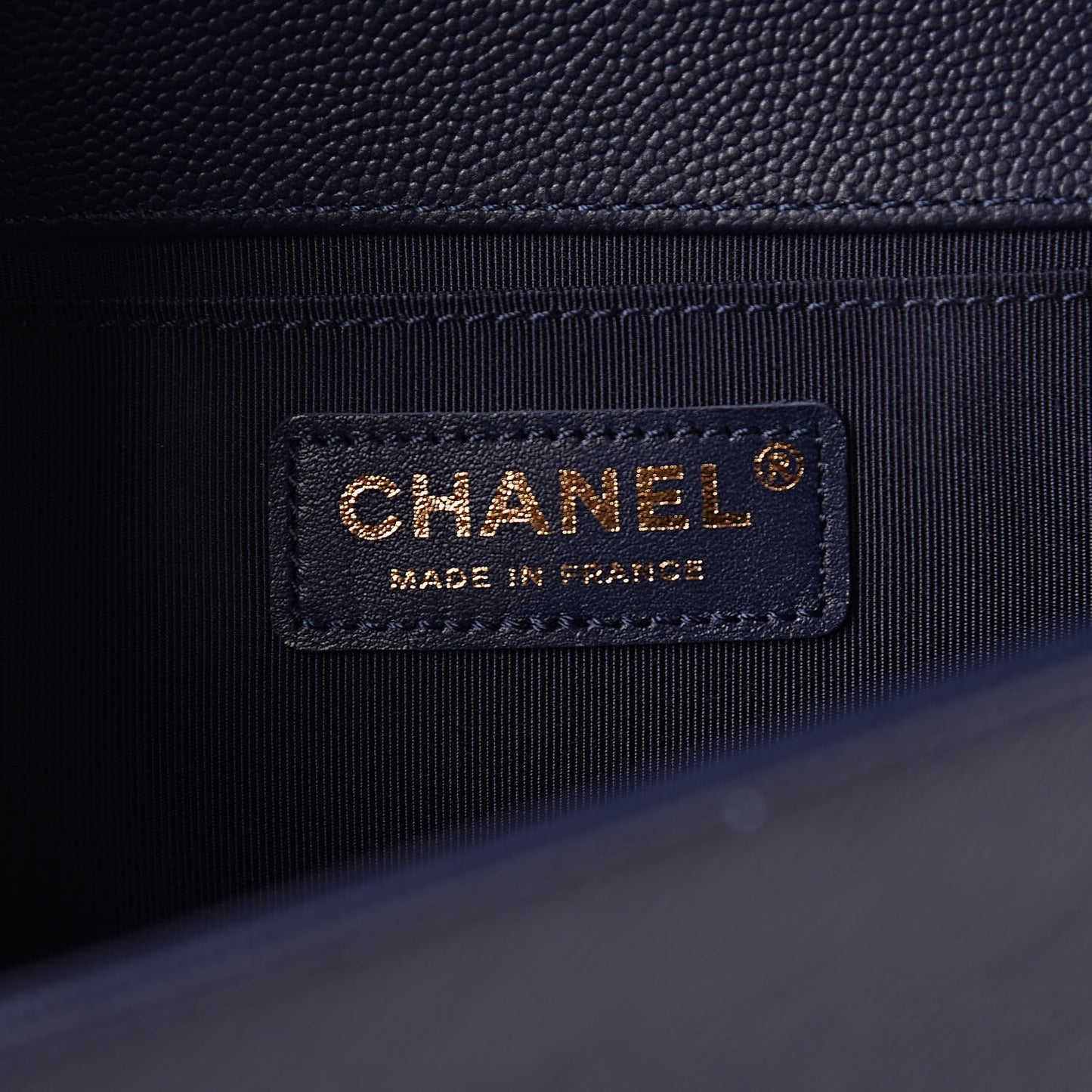 Caviar Quilted Medium Boy Flap Navy